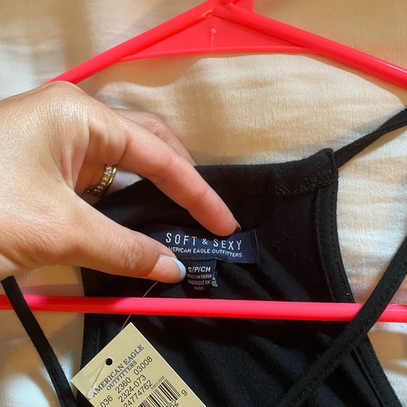 Surplice Cross-over Tank - Picture 3 of 3